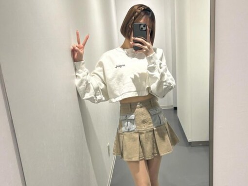 「スタイル神」人気インフルエンサー・加藤乃愛、美脚あらわなミニスカコーデを披露！ 「ホンマにキュンやわ」