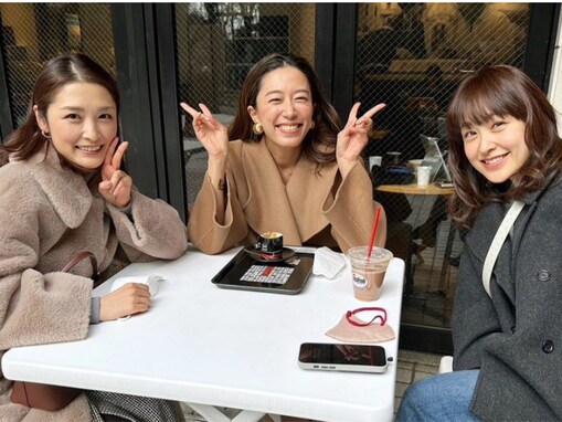 石川梨華、里田まい＆長手絢香と“ハロプロ”ショット披露！ 「エモすぎ」「みんな若すぎてすごいかわいい」