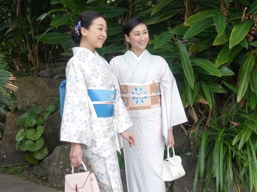 「宇宙一の美人姉妹」浅田真央、姉・浅田舞と美しすぎる着物ショット！ 「麗しくて飾っておきたい」