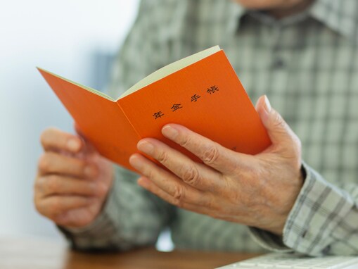 月6万4000円の年金で貯蓄300万円「風呂は家族が短時間で入る」63歳男性が語る年金暮らしのリアル