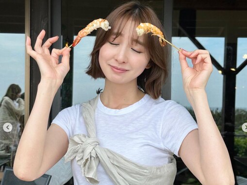 篠田麻里子、友人らとBBQを楽しむ姿を披露！ 「いやぁ楽しそう」「同級生がマリコ様って世界線、すごい」