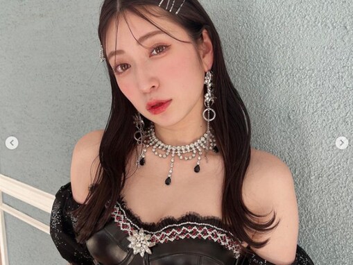 「まだ現役いけますね」吉田朱里、胸元あらわな“韓国アイドル風”ショット公開！ 「 お人形さんみたい」