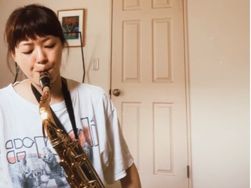上野樹里、20年ぶりにテナーサックスを演奏！ 『スウィングガールズ』以来の披露で「かっこよすぎ」「凄い」
