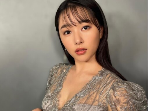 「巨乳だ」桜井日奈子、美谷間あらわなドレスショット公開で「最近色っぽいんですけど」と絶賛の声