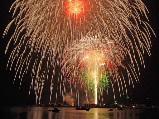 【2023年】千葉で開催予定の花火大会一覧！ 国内最大級の花火ショーなど、おすすめ3選も！