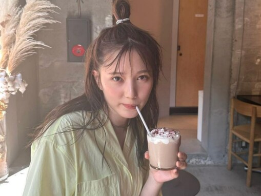 本田翼、おしゃれなカフェショットに「いい顔してるねリア充なんだね」「可愛すぎてビックリした」の声！