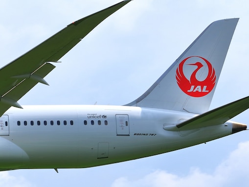 「サービスが充実していると思う国内の航空会社」ランキング！ 2位「日本航空（JAL）」、1位は？