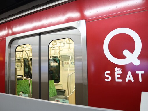 東急東横線で有料座席指定サービス「Q SEAT」運行開始！ 車内はどうなっている？