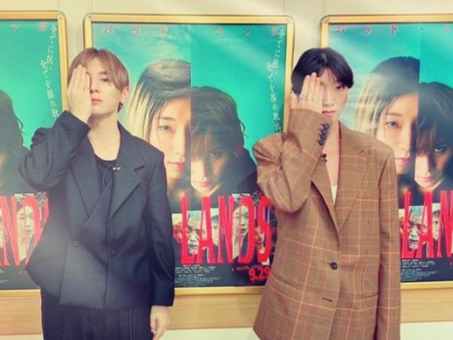 「山田君はイケメン」安藤サクラ、山田涼介との美男美女ショット公開！ 「カッコいい」「最高すぎて」