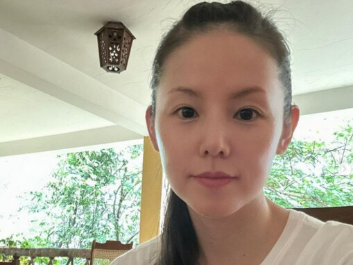 小西真奈美、スリランカですっぴん？ 姿を披露！ 「ホントに歳とってるのかしら」「肌キレイですね!!」