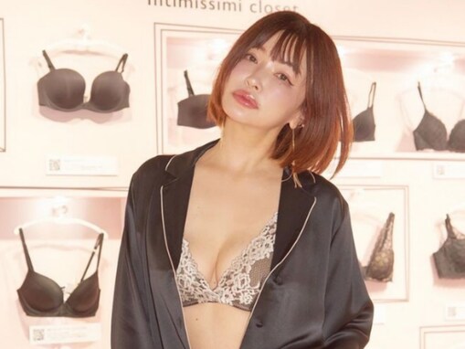平子理沙、美乳あらわなランジェリー姿を披露！ 「めちゃくちゃ若くてセクシー」「本当若いし可愛いよね」