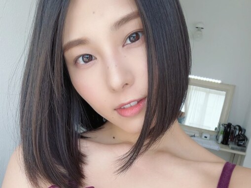 「えろい！」元乃木坂46・相楽伊織、“色っぽすぎる”美乳あらわなオフショット公開「めちゃくちゃ美女」