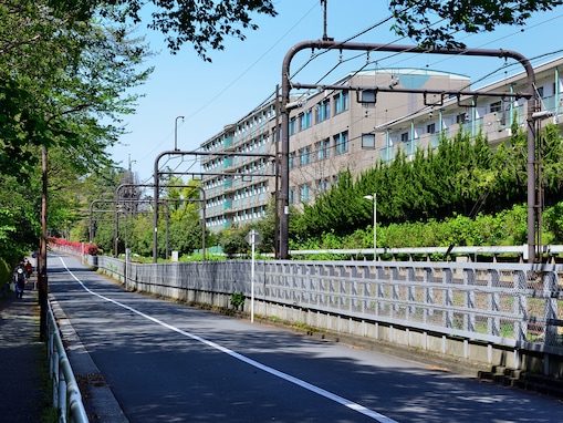 東京都居住の9万人が回答した「住み続けたい街（駅）」ランキング！ 2位「駒場東大前」、1位は？