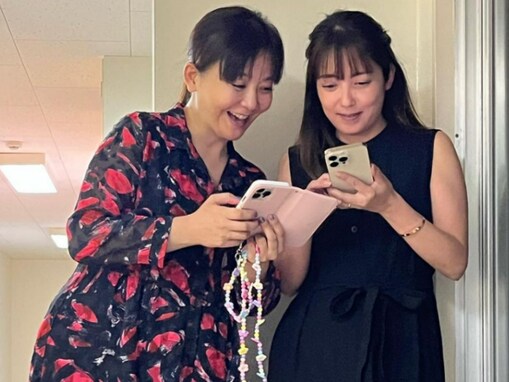 華原朋美、中山エミリとのツーショット！ 「天然エミリちゃん」「純粋な心に私は心暖まりました」