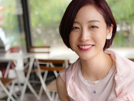 新井恵理那、第1子の出産報告！ 「ママ似のきれいな口元」「綺麗な顔立ちが伝わってきます」祝福の声あふれる