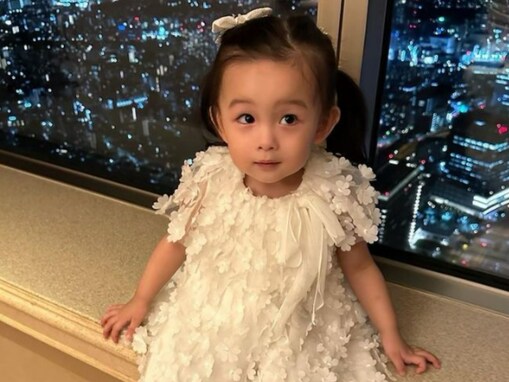 板野友美、娘の“最後”の顔出しショット公開！ 「ガチで可愛すぎる」「おでこトモちゃんとそっくり」