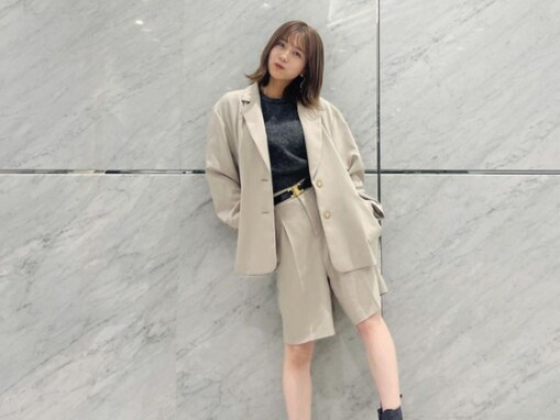 篠崎彩奈、美脚あらわなセットアップコーデ披露！ 「大人っぽくて良い」「お姉さん感！できる女感！」