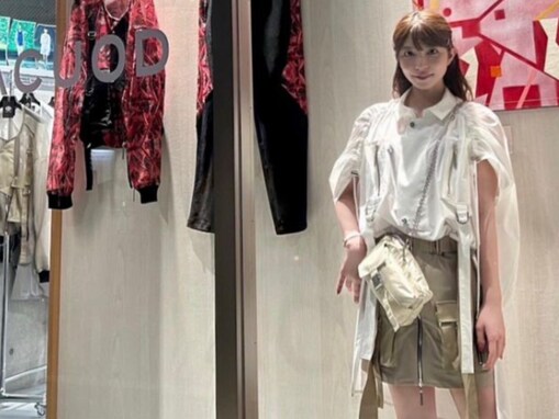 上原亜衣、美脚あらわ＆圧巻スタイルのマネキン姿！ 「こんなマネキンなら欲しい」「場に溶け込んでいます」