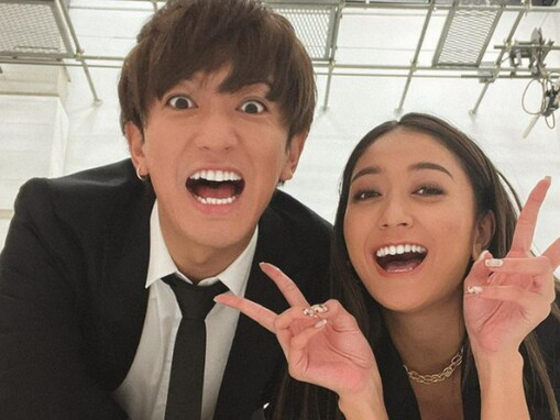 みちょぱ、「大倉美優になってまる一年の日」結婚1周年を報告！ 「ほんと可愛い夫婦」「双子並にそっくり」