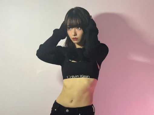 山本舞香、圧巻スタイルでバキバキの腹筋あらわに！ 「ただただ美しくてカッコいい」「スタイル抜群すぎ」