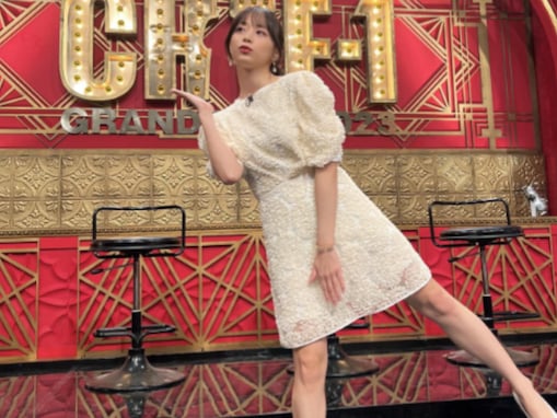 元テレ東アナ・森香澄、美脚あらわなミニ丈ワンピ姿を披露！ 「めっちゃイイ足」「スタイルも素敵」