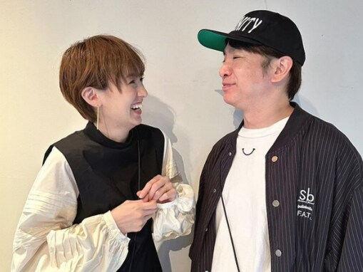 南明奈＆濱口優、“ラブラブ”夫婦ショット！ 「永遠に幸せでいて欲しい夫婦」「笑顔が最高に輝いてる」