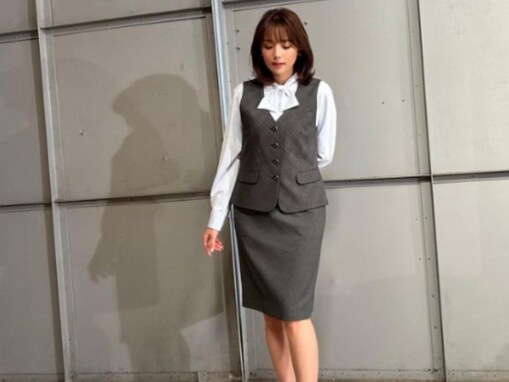 篠崎愛、美脚あらわなミニスカOL姿が「エロすぎ」と話題に！ 「制服の破壊力…」「美人で綺麗」