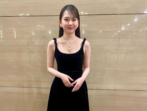 「肌が輝いてる」山田杏奈、美デコルテ際立つ黒ドレス姿！ 映画賞受賞に「また一つ勲章が増えましたね」の声