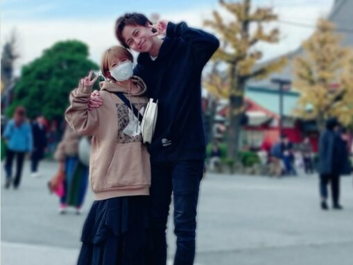 梅田賢三、4歳長男が撮影した妻・矢口真里との夫婦ショット公開！ 「息子ちゃんナイス」「いい写真や」