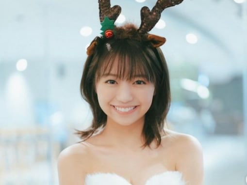 大原優乃、谷間ちらりなコスプレショット！ 「めちゃセクシー」「こんな可愛い子本当に存在するのかな？」