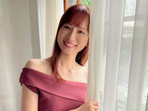 「なんだこの美しさ」皆藤愛子、美しいデコルテ際立つ色っぽショット「やばいな、大人のライン」