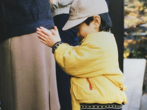 「癒しです」生田斗真、“36年前”幼少期の初詣ショットに反響！ 「年始から幸せ」「きゃわすぎる」