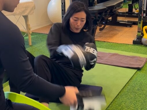 木村多江、ハードすぎるトレーニング姿を披露！ 「すごすぎてビックリ」「うわ～これしんどいやつや」