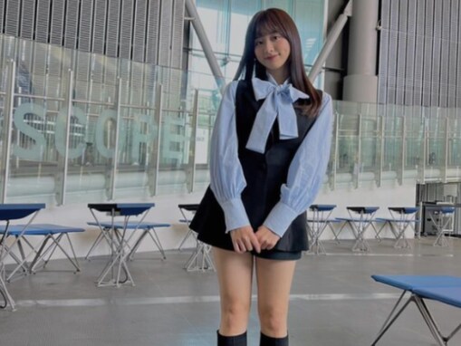 「内ももがエチ過ぎ」元テレ東アナ・森香澄、絶対領域あらわな超ミニスカ姿！ 「脚ながっ」「ヤバい」