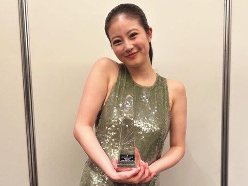 今田美桜、二の腕あらわドレス姿を披露！ 「やばい綺麗すぎて見てらんない」「ほんと可愛すぎる」