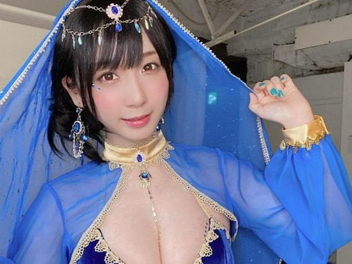 「ムチムチ過ぎて」伊織もえ、美乳際立つコスプレ姿を披露！ 「女神かと思った」