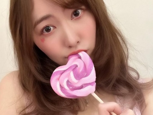 「エロすぎる」松井珠理奈、ランジェリー姿のセクシーショット公開！ 「これは刺激が強すぎです」