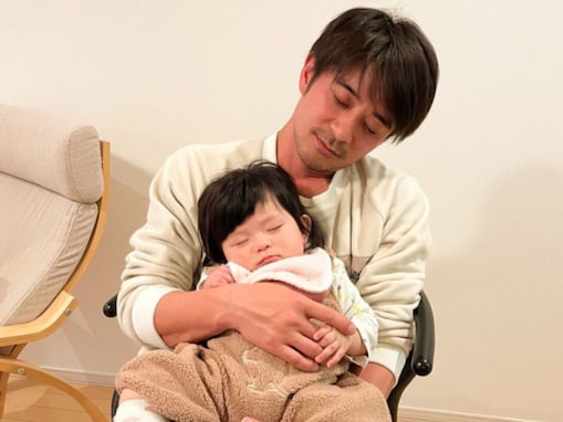 「愛情が伝わってきます」斉藤祥太、娘との寝顔ツーショット公開！ 「めちゃくちゃ幸せな時間」