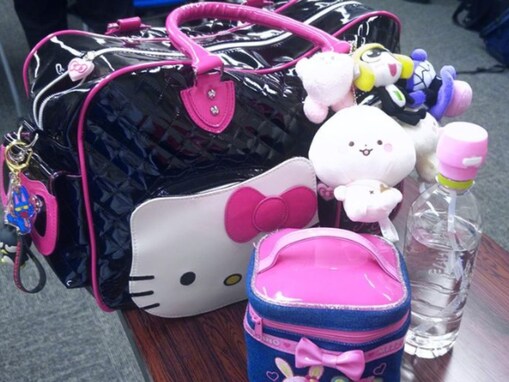 あの、個性的なかばんを大公開し「コンビニのレジ袋じゃない！w」「あのちゃんがつまってる」と反響！