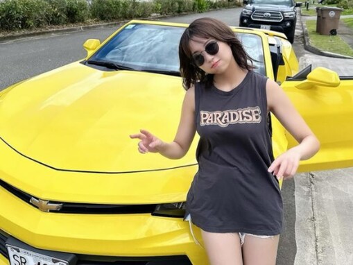 車好き必見！ 大原優乃がグアムで披露した高級車“カマロ”との特別な瞬間に「すげぇ！」「最高すぎる」の声