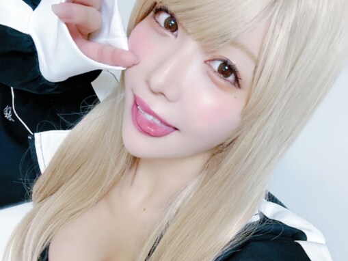 「美しすぎる」天羽希純、谷間あらわな金髪ギャルショットにファン歓喜！ 「金髪きすみんもかぁいい」