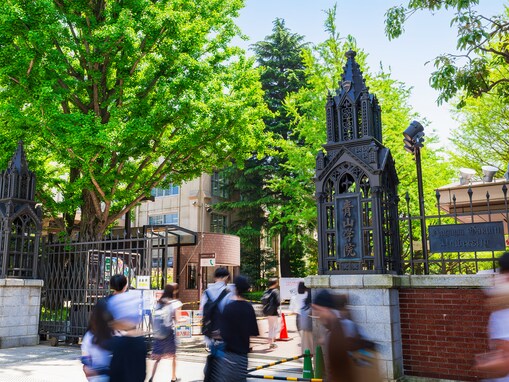 関東の高校生が選ぶ「校風や雰囲気が良い大学」ランキング！ 2位「青山学院大学」、1位は？