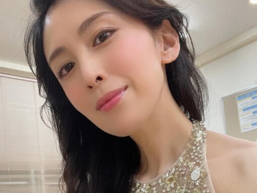 「これまた絶世の美女発見!!」雛形あきこ、46歳とは思えない驚異の美貌を披露！ 「キレイすぎる」