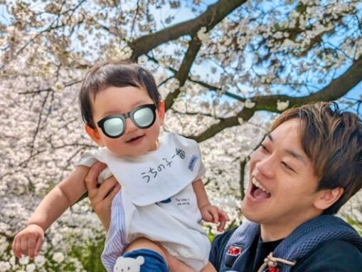 「奥さん痩せられましたか？」おばたのお兄さん、妻・山崎夕貴＆息子とのお花見ショットを公開！