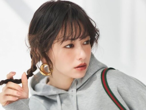 「美しすぎます！」山本舞香、太ももあらわな超ミニ丈パンツのGUCCIコーデに反響！ 「超かわちー」
