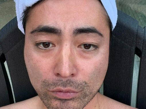 「お胸毛がチラリズム」山田孝之、サウナ？ でのプライベート風ショットに反響！ 「セクシィすぎ」