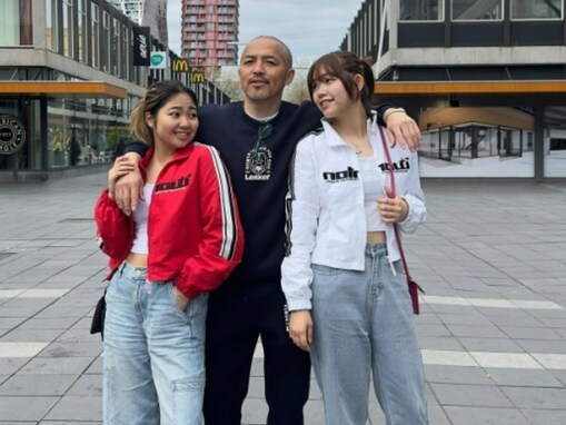 小野伸二のモデル妻、夫＆美人娘との家族ショットに反響！ 「良きですね」「どれもカッコイイです」