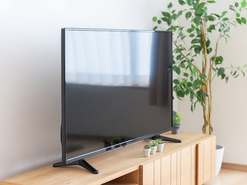 ブラウン管テレビのように、薄型テレビも叩けば調子が良くなりますか？ 【専門家が回答】