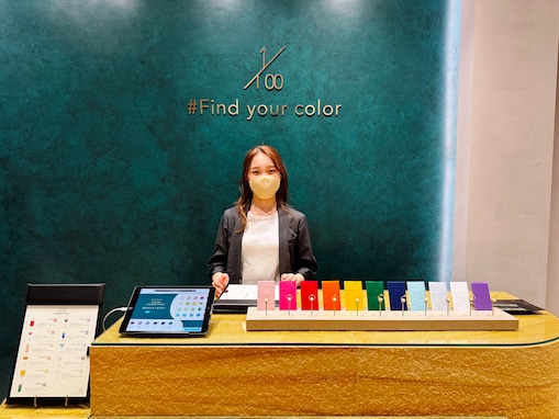 パーソナルカラー診断で「1番似合う」宝石を見つけられるジュエリーショップがオープン【東京・新宿】