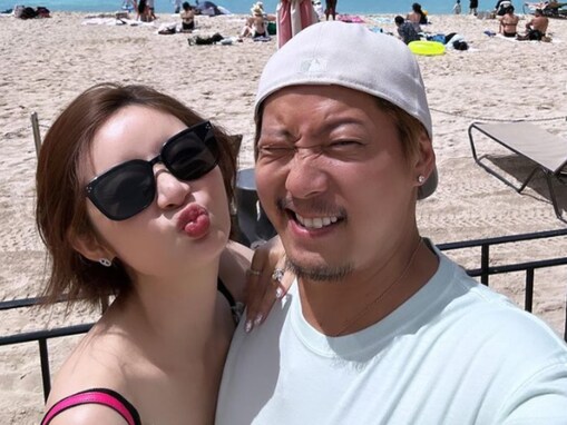 「遺伝子ヤバいっす！」元EXILE黒木啓司、家族でハワイ満喫ショット！ 「小さい啓司さんすぎてかわいい」